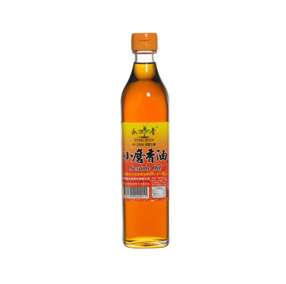长青香油 500ml 瓶装正面图，金黄清澈油体，适合凉拌汤面火锅蘸料提味
