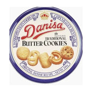 Danisa 皇冠丹麦曲奇蓝色铁罐装正面图，展示传统黄油饼干包装