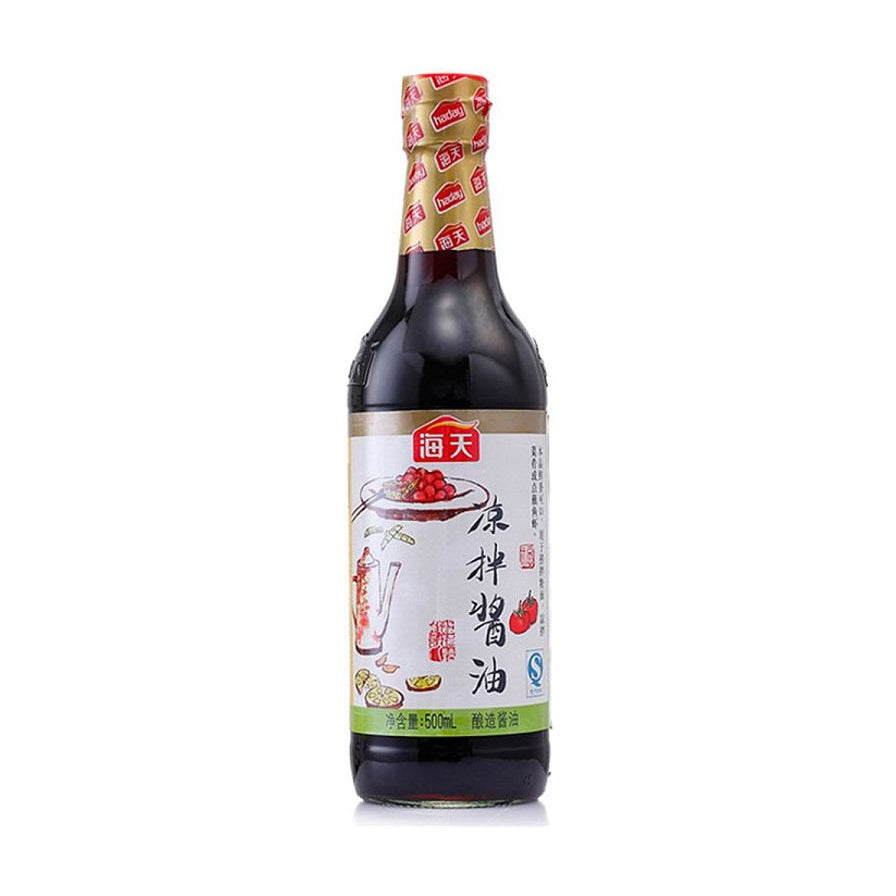 海天凉拌酱油500ml瓶装正面图，白色标签上印有凉拌菜插画和凉拌酱油字样。