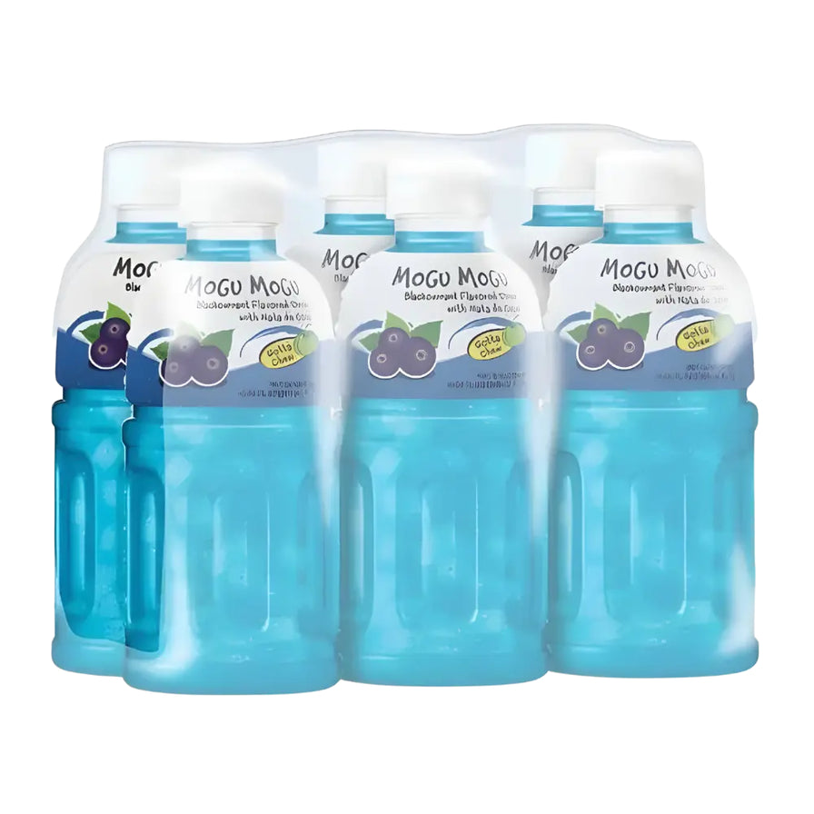 Mogu Mogu 黑加仑味椰果果汁 6 瓶塑封包装，蓝色果汁搭配黑加仑图案。