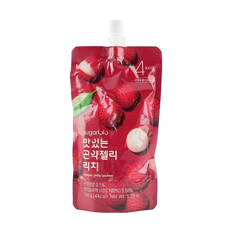 Sugarlolo蒟蒻果冻荔枝味150g吸嘴袋装，包装印有新鲜荔枝图案，标注4kcal及零糖标识。