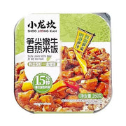 小龙坎自热米饭竹笋嫩牛味包装正面，展示鲜辣竹笋与嫩滑牛肉料理包。